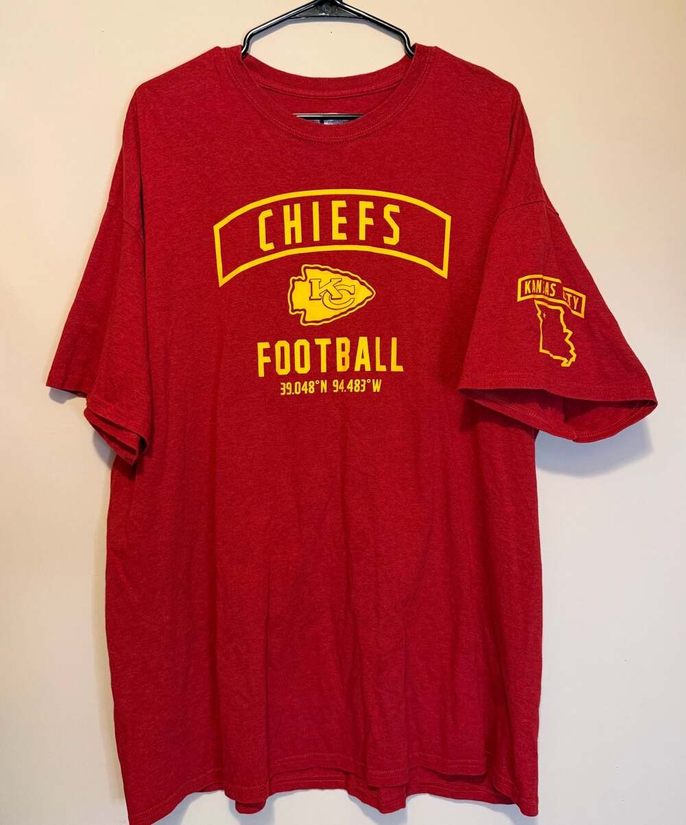 NFL x Kansas City Chiefs Mens Red Graphic T-Shirt